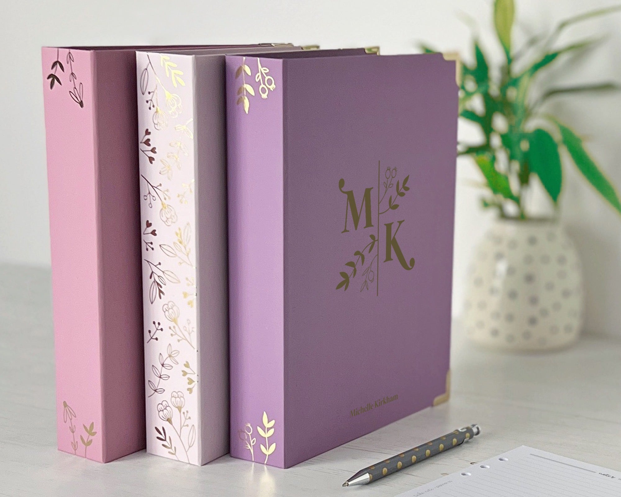 RINGBINDER | Gold Floral Spine