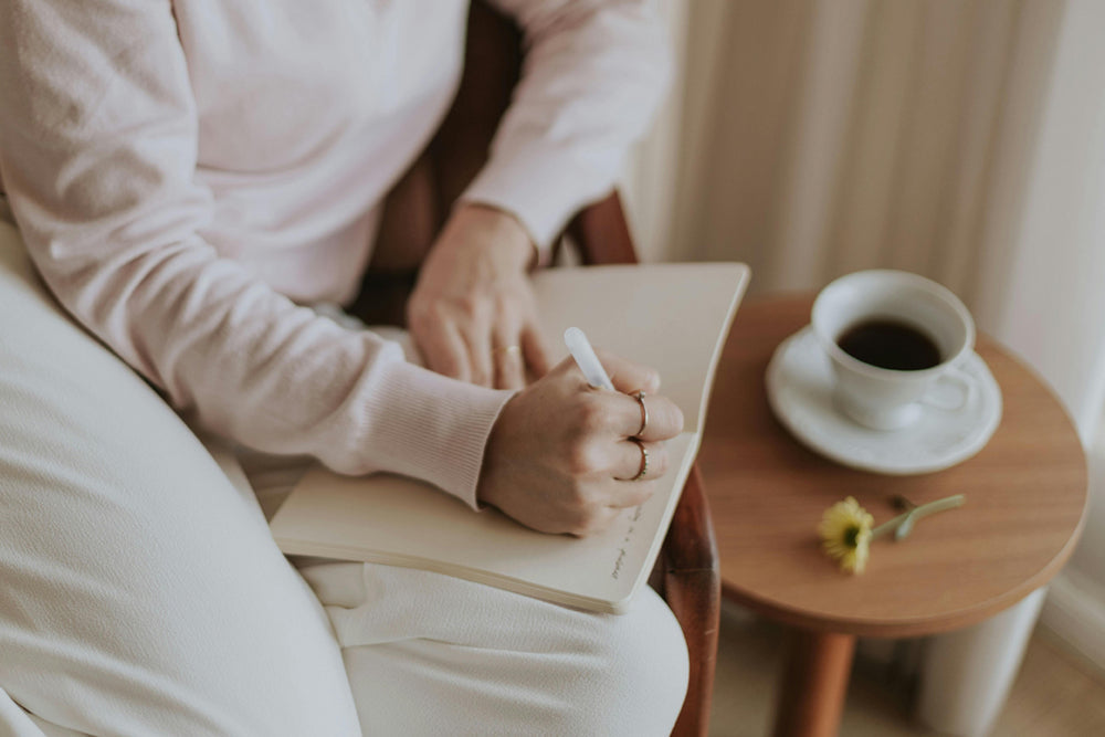 the quiet magic of gratitude journaling